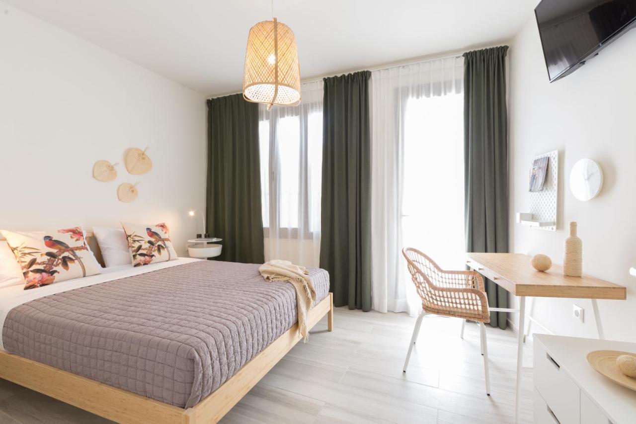 Effie'S Cozy Old Town Studios 罗希姆诺 外观 照片